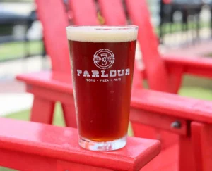 PARLOUR Red