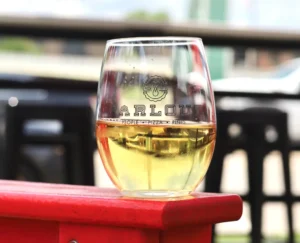 PARLOUR White Blend